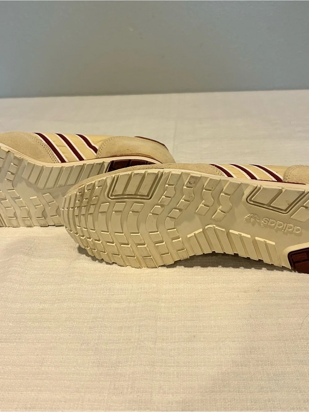 Vintage 1984 Adidas Peachtree Road Race Shoes Made in Taiwan Men’s 9 MINT